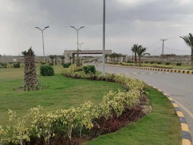 Land for sale in Peshawar, North West Frontier Province