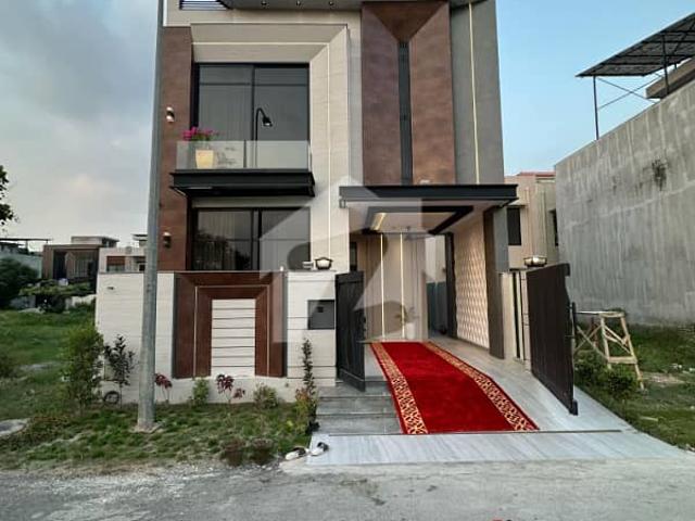 House for sale in لاہور, لاہور ڈویژن