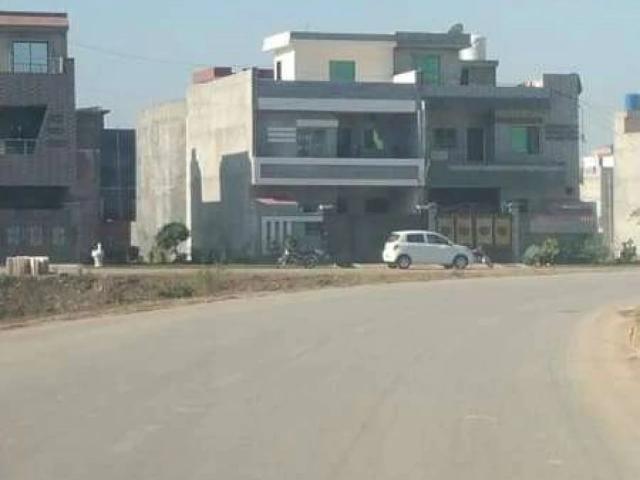 Land for sale in Al Rehman Gardens 2, فیض پور