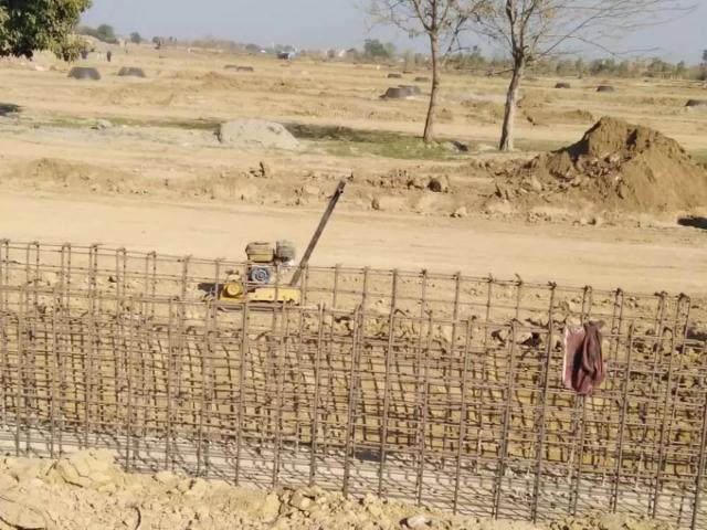 Land for sale in کاہنہ پرانا, کشمیر