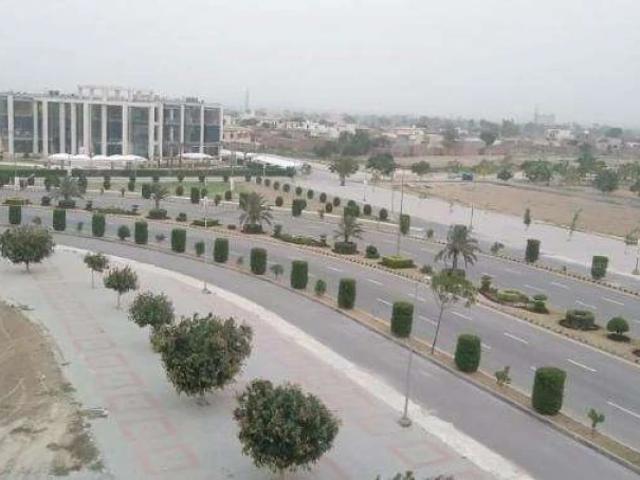 Land for sale in چمبراں والی جھگی, لاہور ڈویژن