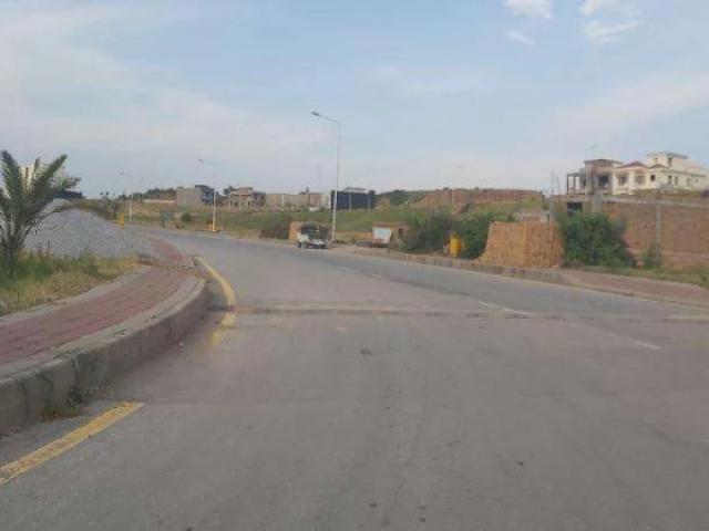 Land for sale in Islamabad
