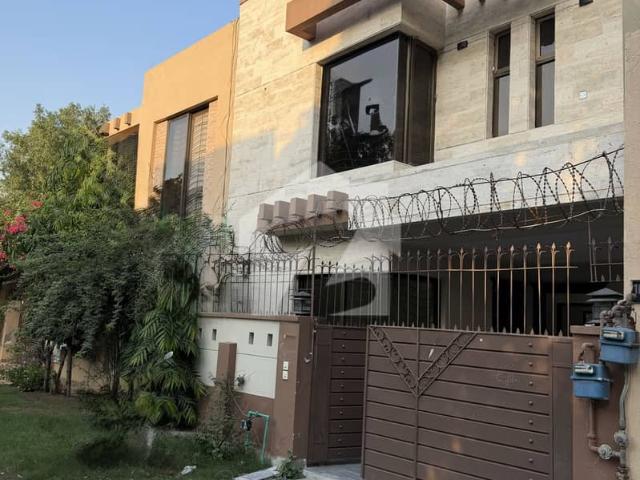 House for sale in لاہور, لاہور ڈویژن
