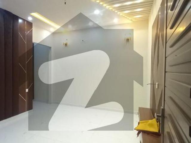 House for sale in Faisalabad, Islamabad Capital Territory