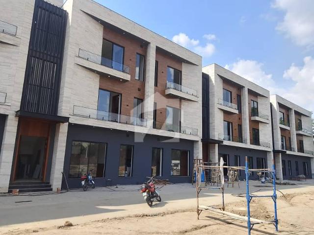 Apartment for sale in لاہور, لاہور ڈویژن