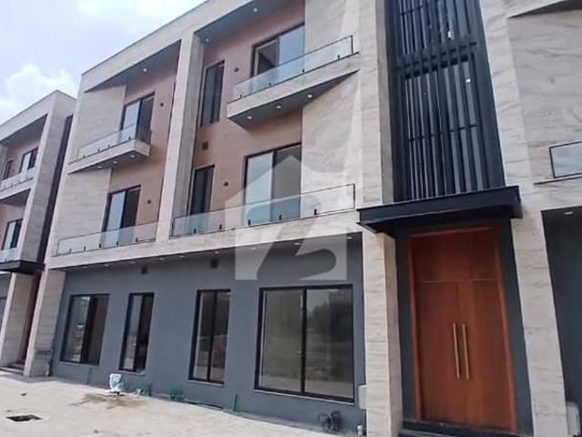 Apartment for sale in لاہور, لاہور ڈویژن