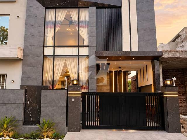House for sale in لاہور, لاہور ڈویژن