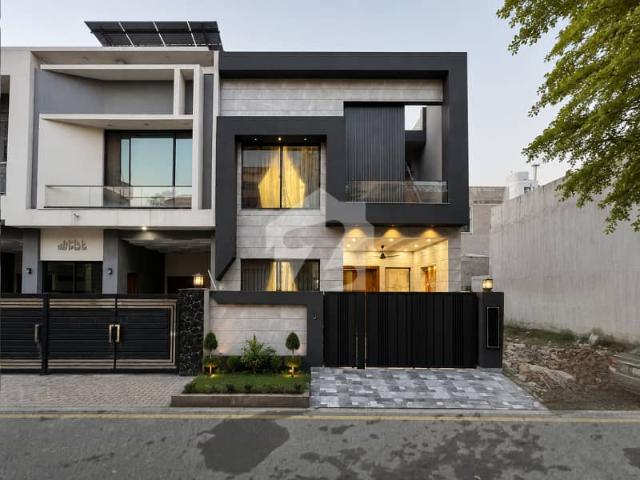 House for sale in لاہور, لاہور ڈویژن