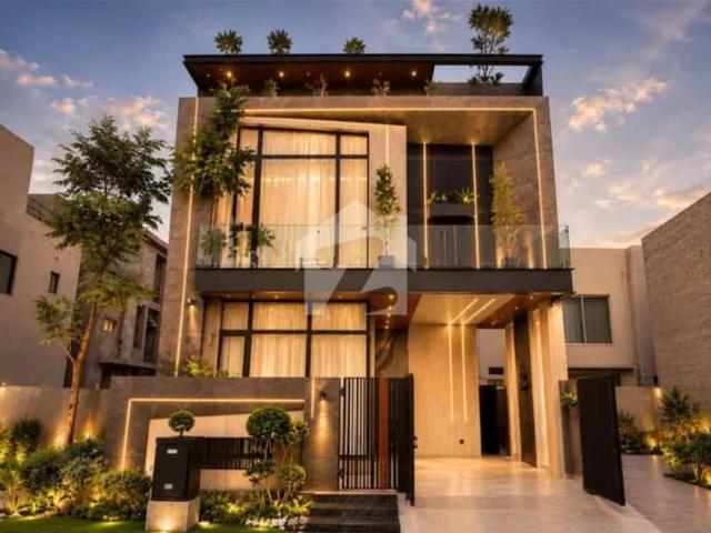 House for sale in لاہور, لاہور ڈویژن