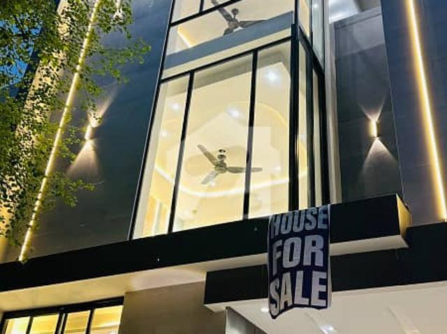 House for sale in لاہور, لاہور ڈویژن