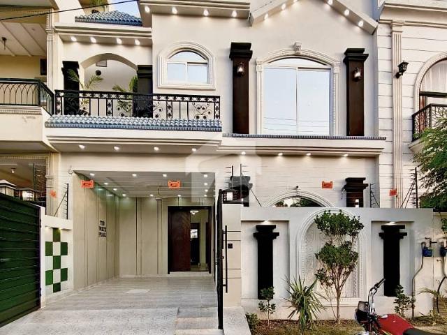 House for sale in لاہور, لاہور ڈویژن