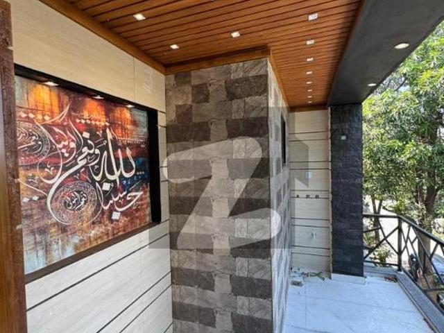 House for sale in Faisalabad, Islamabad Capital Territory