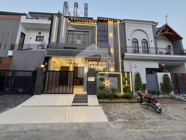 House for sale in لاہور, لاہور ڈویژن