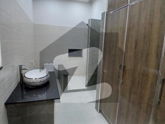 House for sale in Faisalabad, Islamabad Capital Territory