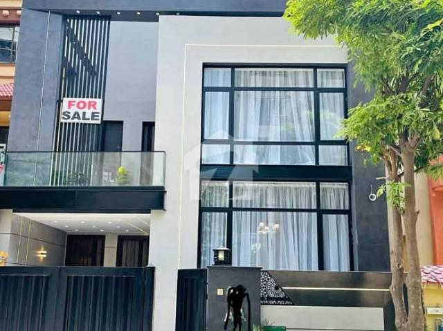 House for sale in لاہور, لاہور ڈویژن