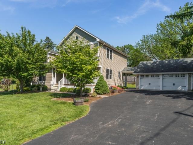 House for sale in Clinton, New Jersey