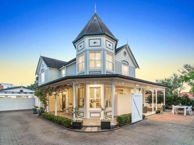 House for sale in Devonport, Oroua County