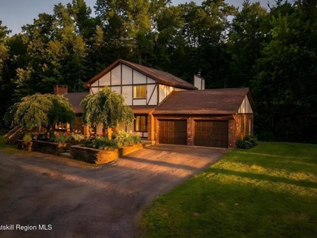 House for sale in Bearsville, New York