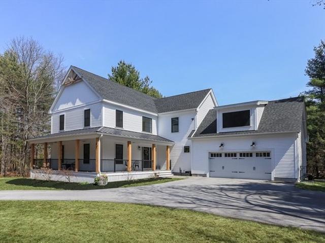 House for sale in Dunstable, Massachusetts