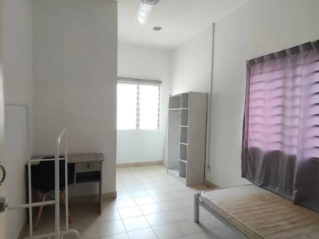 House for rent in Petaling, Alam Impian
