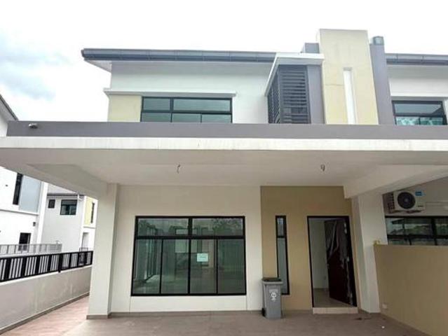 Terraced House for sale in Tanjong Sepat, Selangor