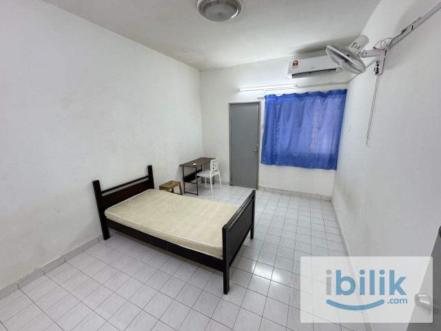 Room for rent in Petaling, Damansara Damai