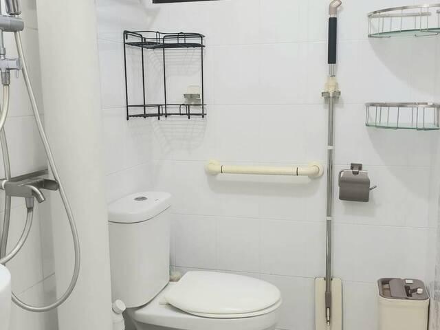 Room for rent in Cheng San, Singapore