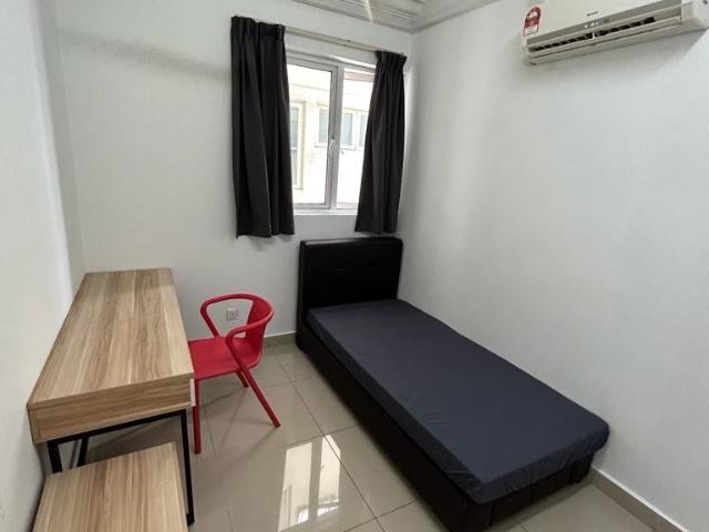 Room for rent in Petaling, Damansara Damai