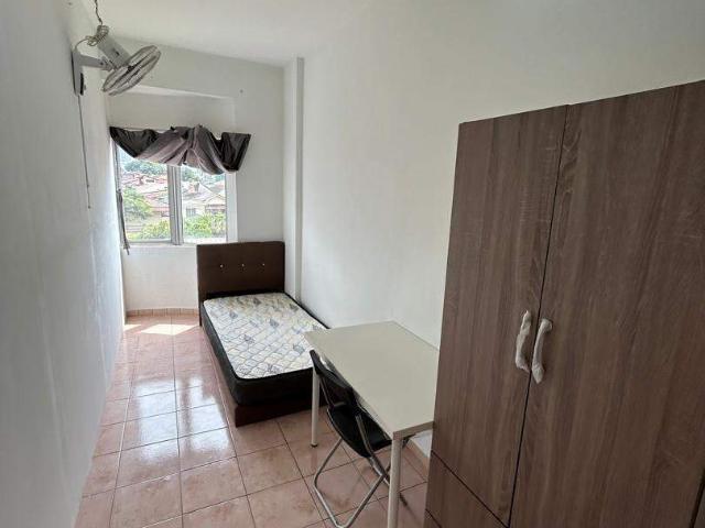 Room for rent in Petaling, Damansara Damai