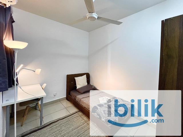 Room for rent in PJU 1A, Petaling Jaya