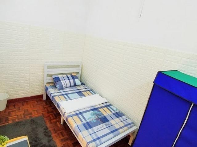 Room for rent in Petaling, Damansara Damai