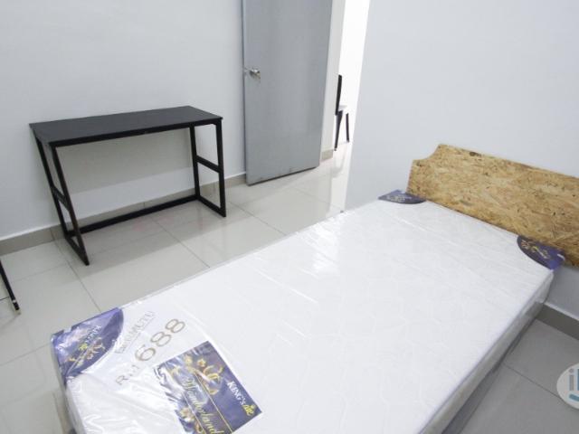Room for rent in Petaling, Damansara Damai