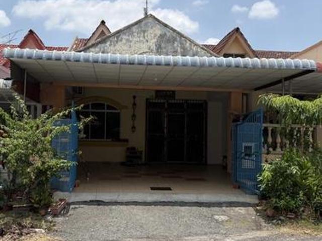 Terraced House for sale in Batu Pahat, Johor