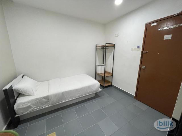 Room for rent in Country Heights Damansara, Kuala Lumpur