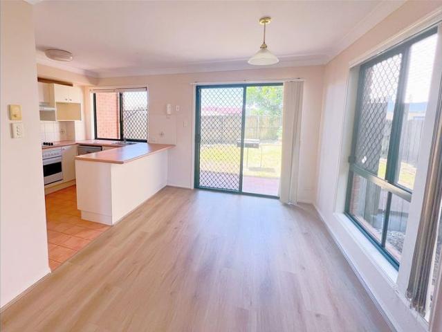 Townhouse for rent in Toombul, Queensland