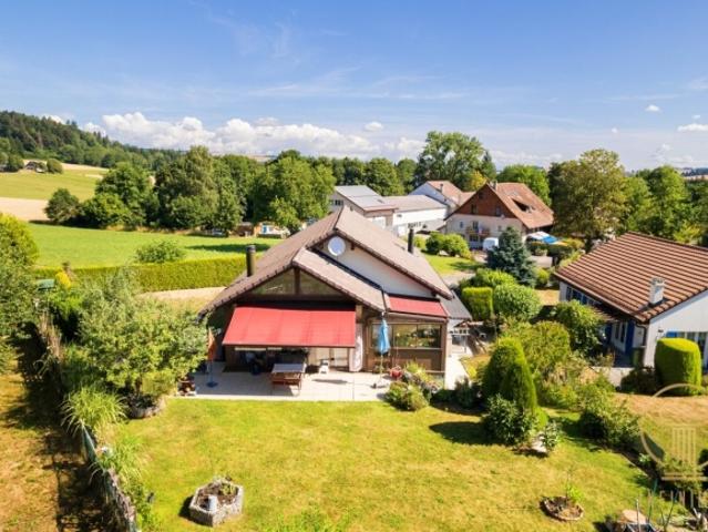 Einfamilienhaus kaufen in Mézières (VD), Waadt