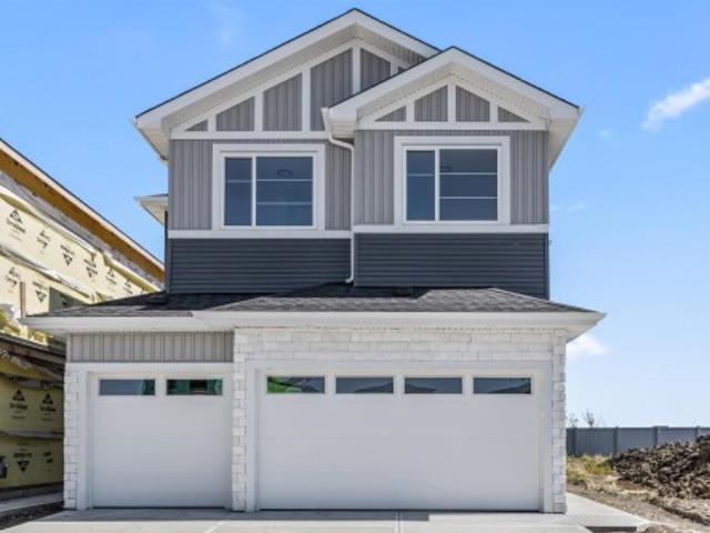 House for sale in Fort Saskatchewan, Alberta