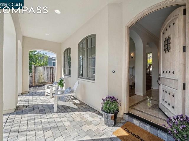 House for sale in Moraga