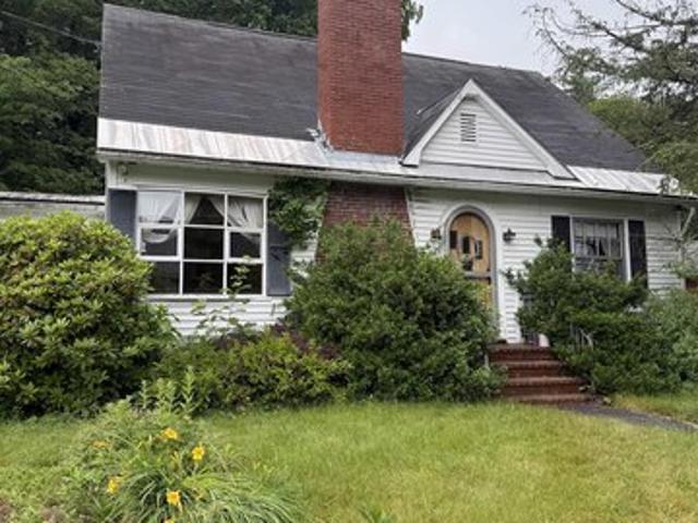 House for sale in New Hampshire
