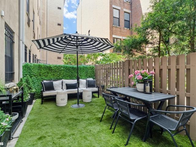 Condo for sale in Arverne, New York