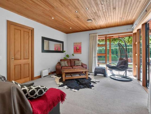 House for sale in Days Bay, Wellington