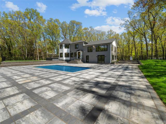 Property for rent in Nassau, New York