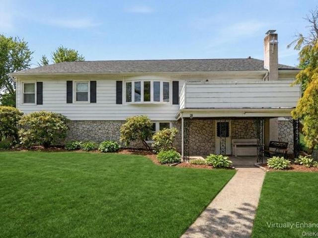 House for sale in Cortlandt Manor, New York