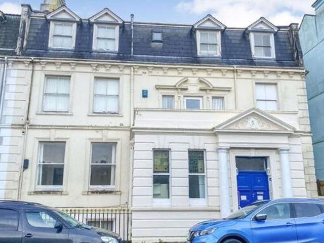 House for sale in Follaton, Strode