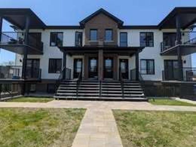Apartment for rent in Saint-Jean-Baptiste, Montérégie