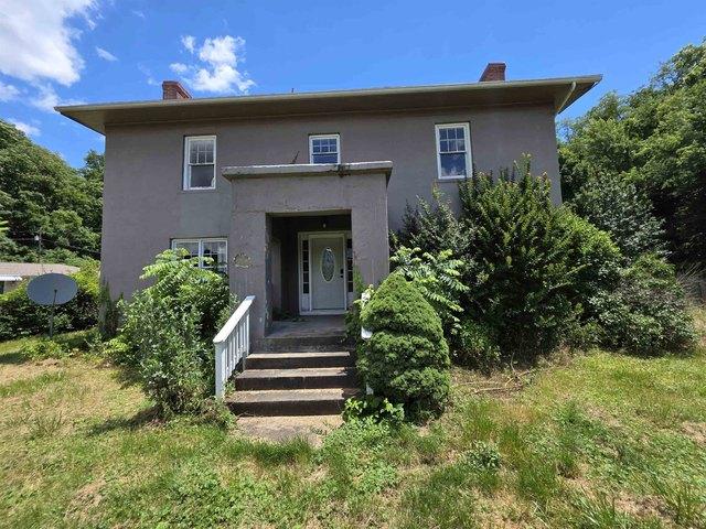 House for sale in Kenova, West Virginia
