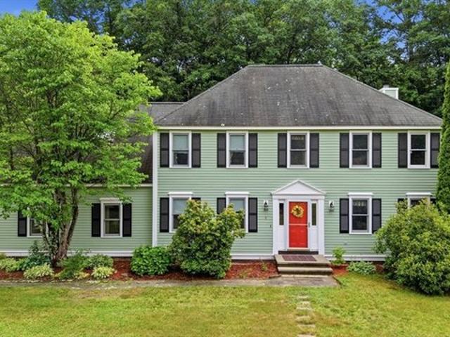 House for sale in Pepperell, Massachusetts