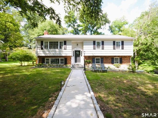 House for sale in Cos Cob, Connecticut