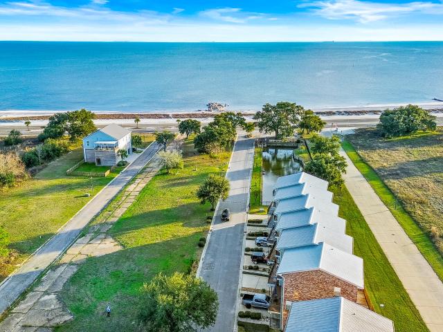 Townhouse for sale in Long Beach, Mississippi