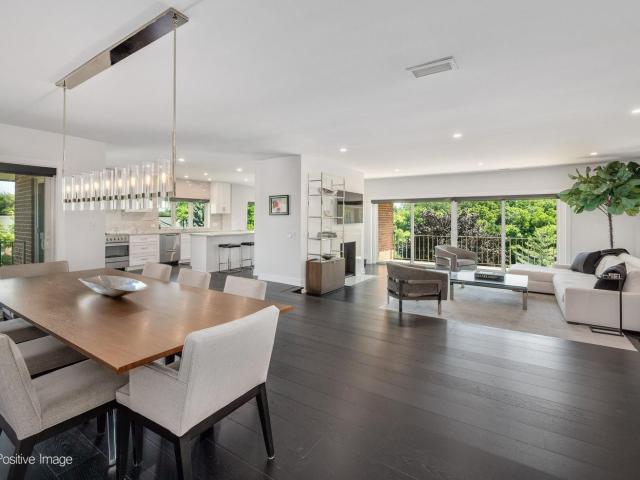 Condo for sale in Oak Brook, Illinois